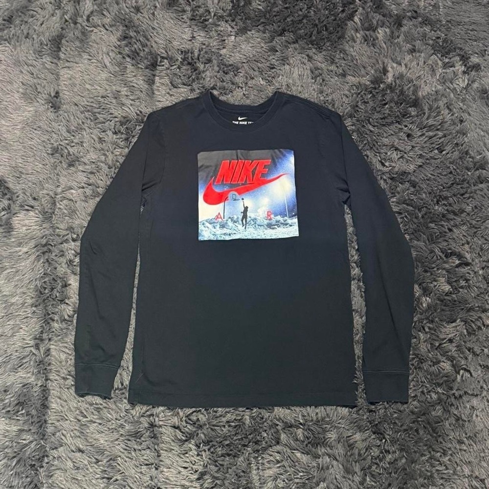 Nike Mens Long Sleeve Graphic T-Shirt Black Red Swoosh Basketball Logo Size S